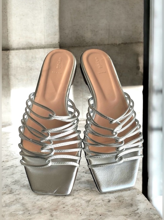 Aeyde Shoes - 🆕 Aeyde Strappy Sandals Silver Leather